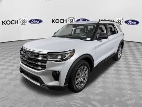 New 2026 Ford Explorer Active w/ Active Comfort Package AWD/4WD image 3