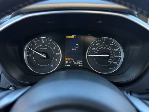 Used 2021 Subaru Impreza 2.0i Limited w/ Popular Package #2 image 27