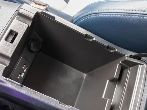 Used 2021 Subaru Crosstrek Hybrid w/ Moonroof Package w/Navigation image 20