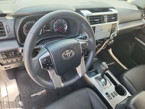 Used 2022 Toyota 4Runner TRD Sport RWD image 10