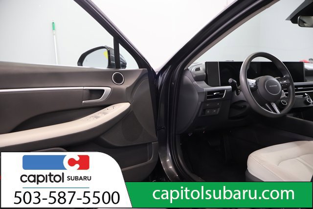 Used 2025 Hyundai Sonata SEL FWD image 8