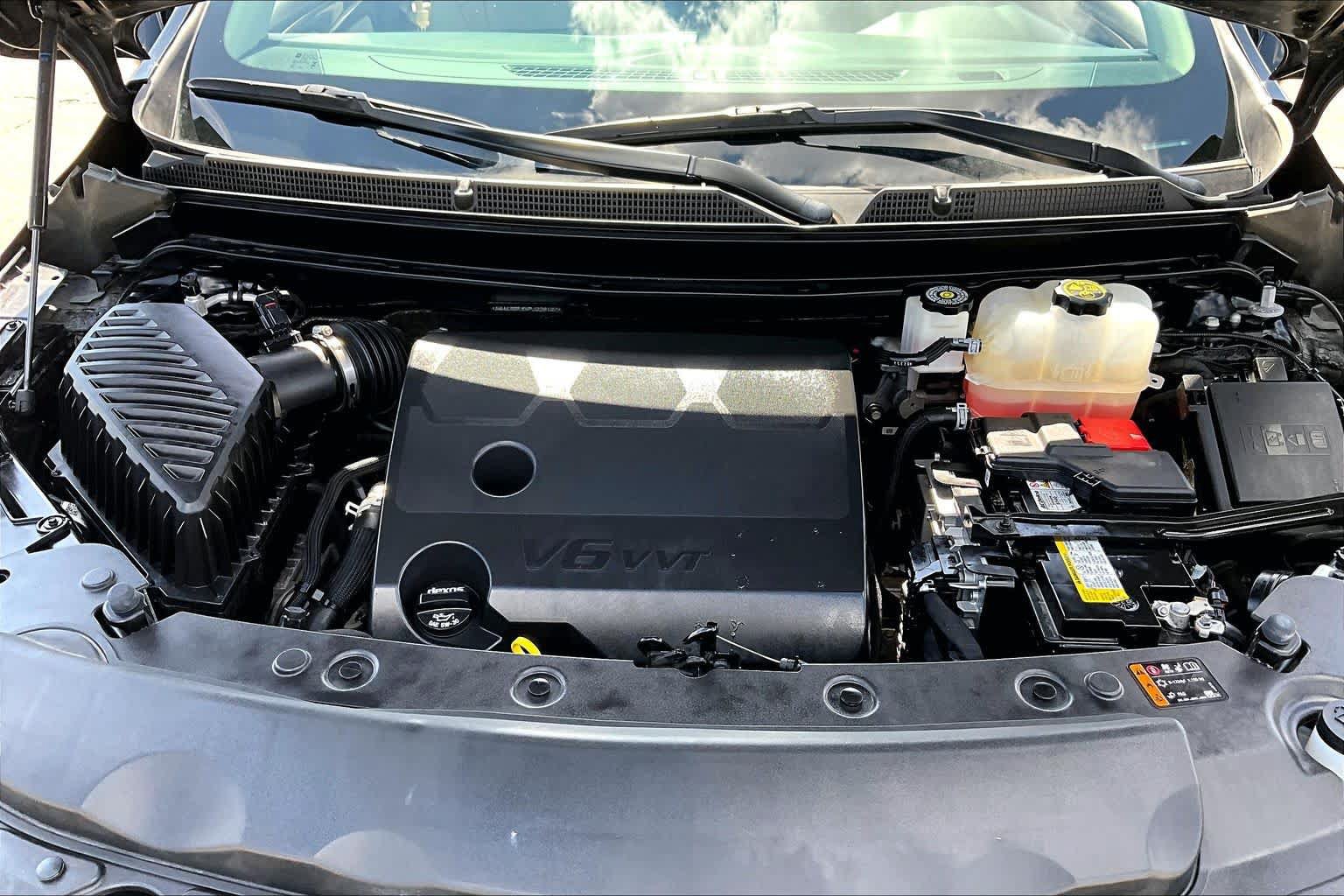 Certified 2023 Buick Enclave Essence w/ Experience Buick Package FWD image 32