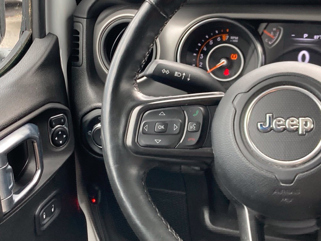 Used 2022 Jeep Wrangler Sport AWD/4WD image 8
