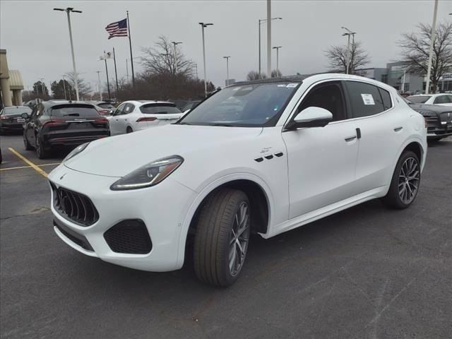 Used 2023 Maserati Grecale Modena AWD/4WD image 7