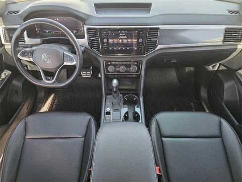 Used 2020 Volkswagen Atlas Cross Sport SEL R-Line w/ Cross Sport MDO Package image 20