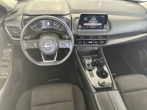 Used 2024 Nissan Rogue SV image 14