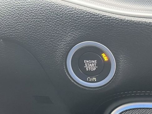 Used 2017 Dodge Challenger GT w/ GT Interior Package image 29