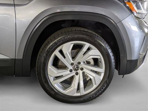 Used 2021 Volkswagen Atlas SE image 23