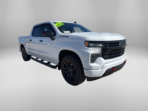 Used 2025 Chevrolet Silverado 1500 RST w/ Redline Edition AWD/4WD image 6