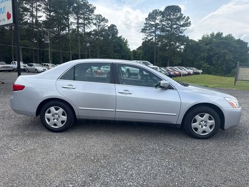 Used 2005 Honda Accord LX image 15