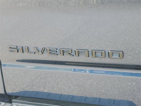 Used 2021 Chevrolet Silverado 1500 Custom w/ LPO, Dark Essentials Package image 6