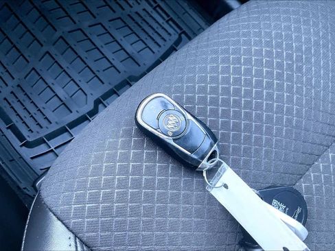 Used 2018 Buick Encore Preferred w/ LPO, Active Package image 13