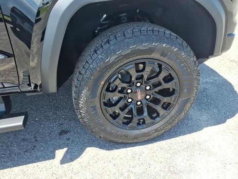 New 2026 GMC Canyon Elevation w/ Convenience Package AWD/4WD image 9