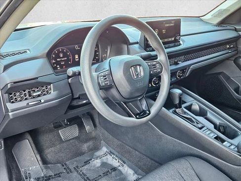 Used 2024 Honda Accord EX image 10