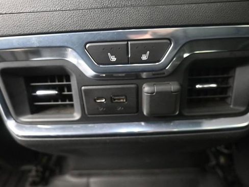 Used 2020 GMC Sierra 1500 SLT w/ SLT Premium Plus Package AWD/4WD image 19