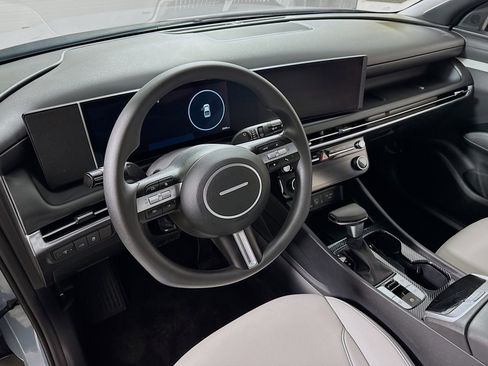 Used 2025 Hyundai Santa Cruz SEL image 12