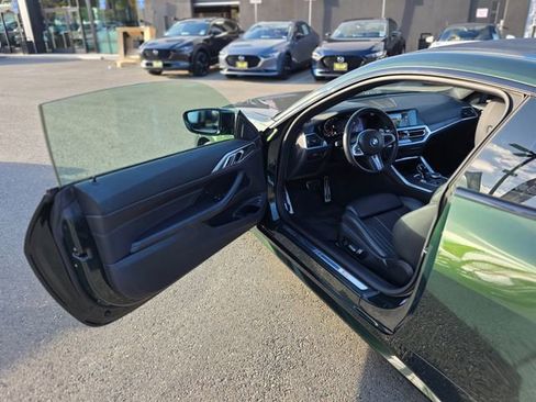 Used 2022 BMW 430i Coupe w/ M Sport Package RWD image 36