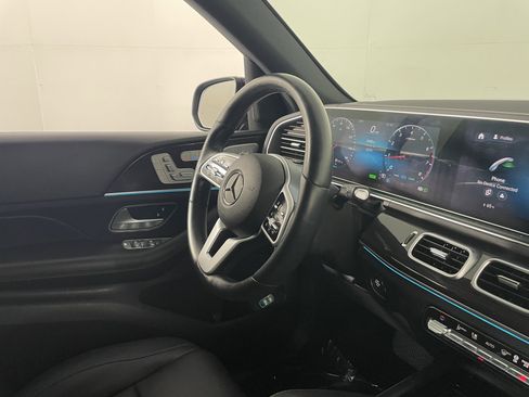 Used 2020 Mercedes-Benz GLS 450 4MATIC image 10