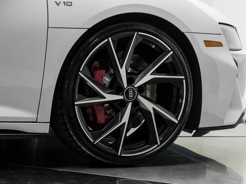 Used 2021 Audi R8 V10 RWD image 48
