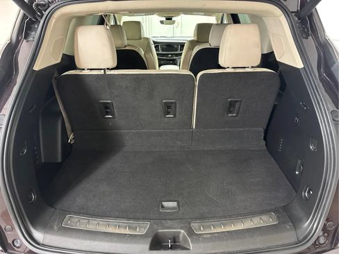 Used 2022 Buick Enclave Avenir w/ Avenir Technology Package AWD/4WD image 16