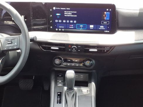 Used 2026 Nissan Kicks SV FWD image 17