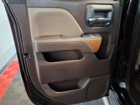 Used 2014 Chevrolet Silverado 1500 LTZ w/ LTZ Plus Package AWD/4WD image 15