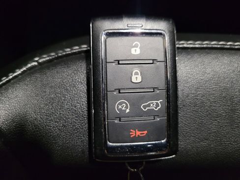 Used 2022 Jeep Grand Cherokee Limited 4xe AWD/4WD image 32