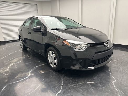 Used 2014 Toyota Corolla L FWD image 2