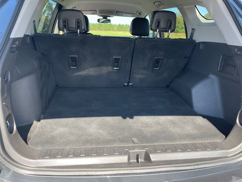 Used 2019 GMC Terrain SLT image 12