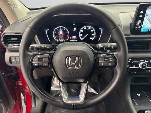 Used 2023 Honda Pilot Touring image 28