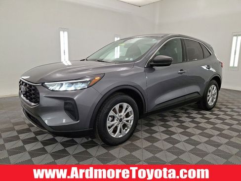 Used 2024 Ford Escape Active image 1