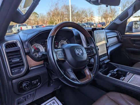 Used 2022 RAM 1500 Limited image 12