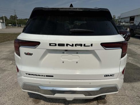 New 2026 GMC Terrain Denali w/ LPO, Black Badging Package AWD/4WD image 4