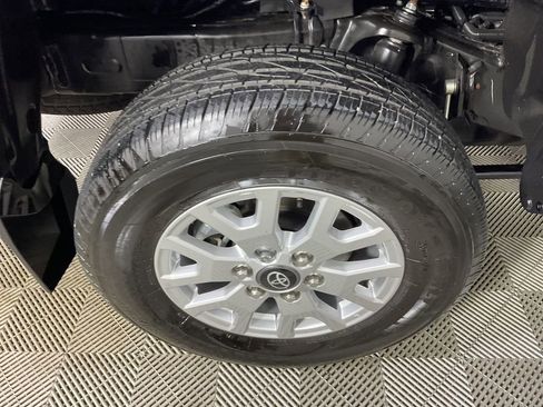 Certified 2024 Toyota Tacoma SR5 image 10