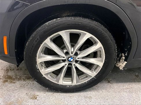 Used 2019 BMW X4 xDrive30i w/ Driving Assistance Package image 7