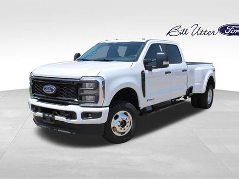 New 2026 Ford F350 XL w/ STX Appearance Package AWD/4WD image 1