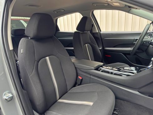 Used 2022 Hyundai Sonata SEL w/ Preferred Accessory Package FWD image 32