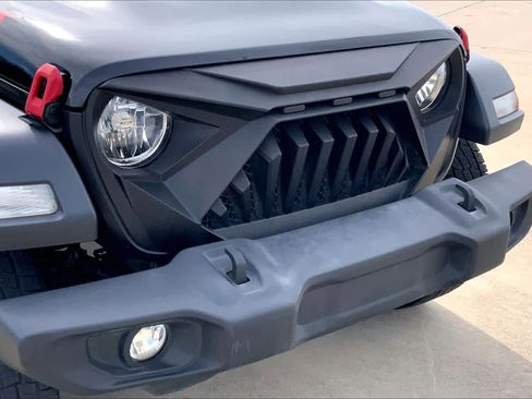 Used 2023 Jeep Wrangler Sport image 55