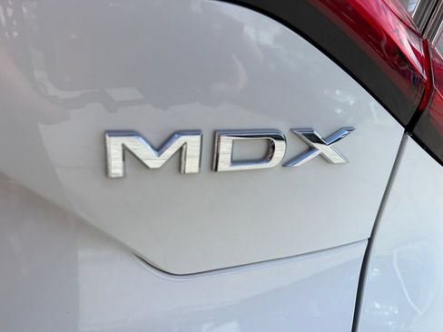 Used 2023 Acura MDX FWD w/ Technology Package image 9