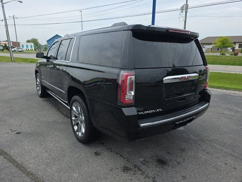 Used 2016 GMC Yukon XL Denali w/ Open Road Package AWD/4WD image 3