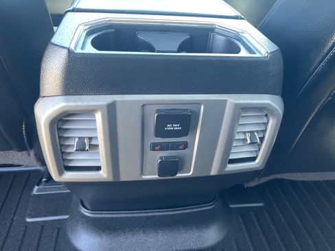 Used 2016 Ford F150 Lariat w/ Equipment Group 502A Luxury RWD image 40