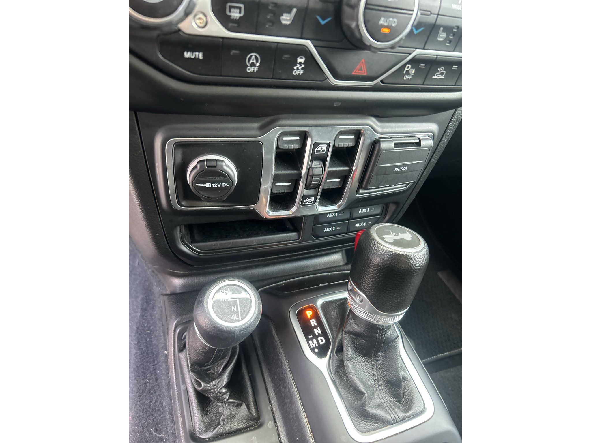 Used 2021 Jeep Wrangler Unlimited Sport AWD/4WD image 17