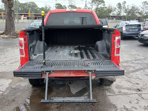 Used 2013 Ford F150 XLT w/ XTR Pkg image 11