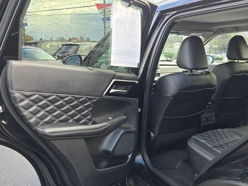 Used 2024 Mitsubishi Outlander SEL image 19