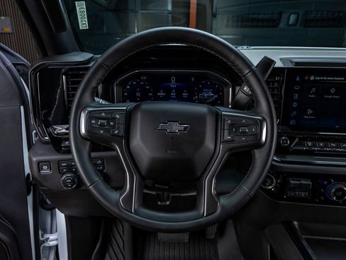 Used 2025 Chevrolet Silverado 2500 ZR2 w/ ZR2 Bison Edition AWD/4WD image 19