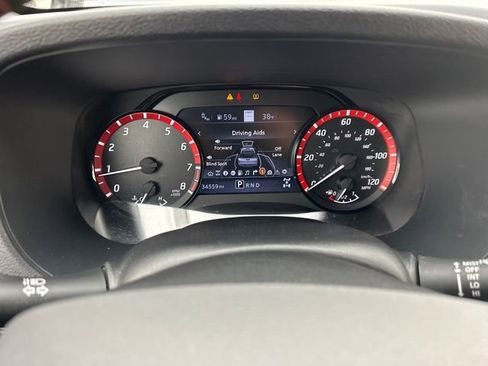 Used 2023 Nissan Frontier PRO-4X w/ Technology Package image 16