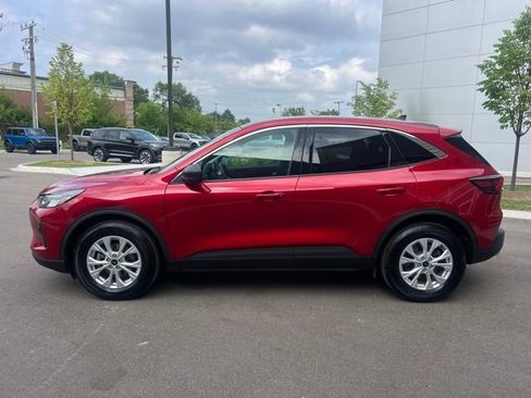 Used 2023 Ford Escape Active AWD/4WD image 8