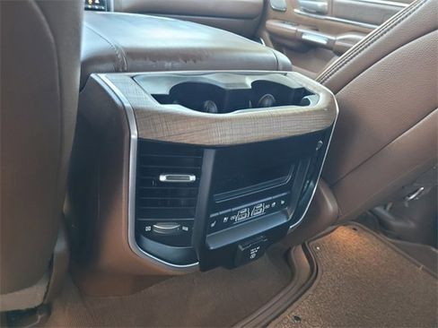Used 2021 RAM 1500 Limited image 9