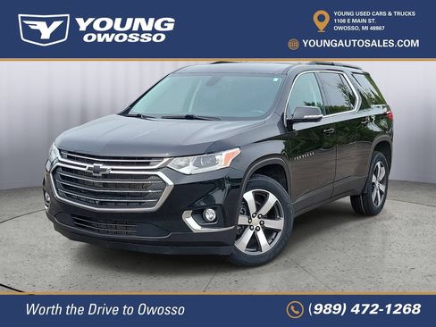 Used 2020 Chevrolet Traverse LT w/ LT Premium Package AWD/4WD image 1