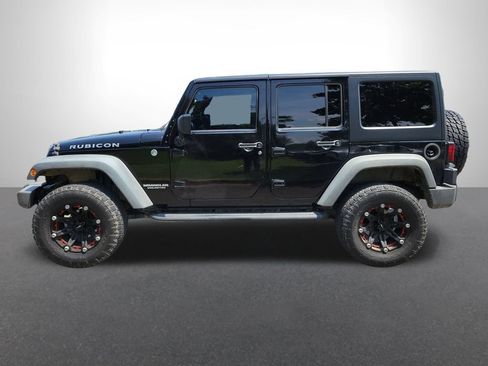 Used 2012 Jeep Wrangler Unlimited Rubicon w/ Connectivity Group AWD/4WD image 2